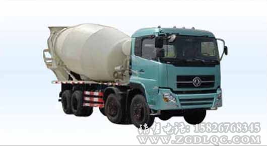 東風(fēng)天龍前四后八混凝土攪拌運輸車