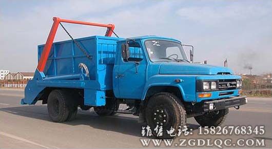 東風尖頭汽油機擺臂式垃圾車