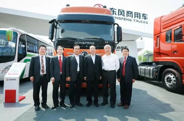 �|�L(f��ng)����܇ף�R���ϴ�硱60�q���տ옷